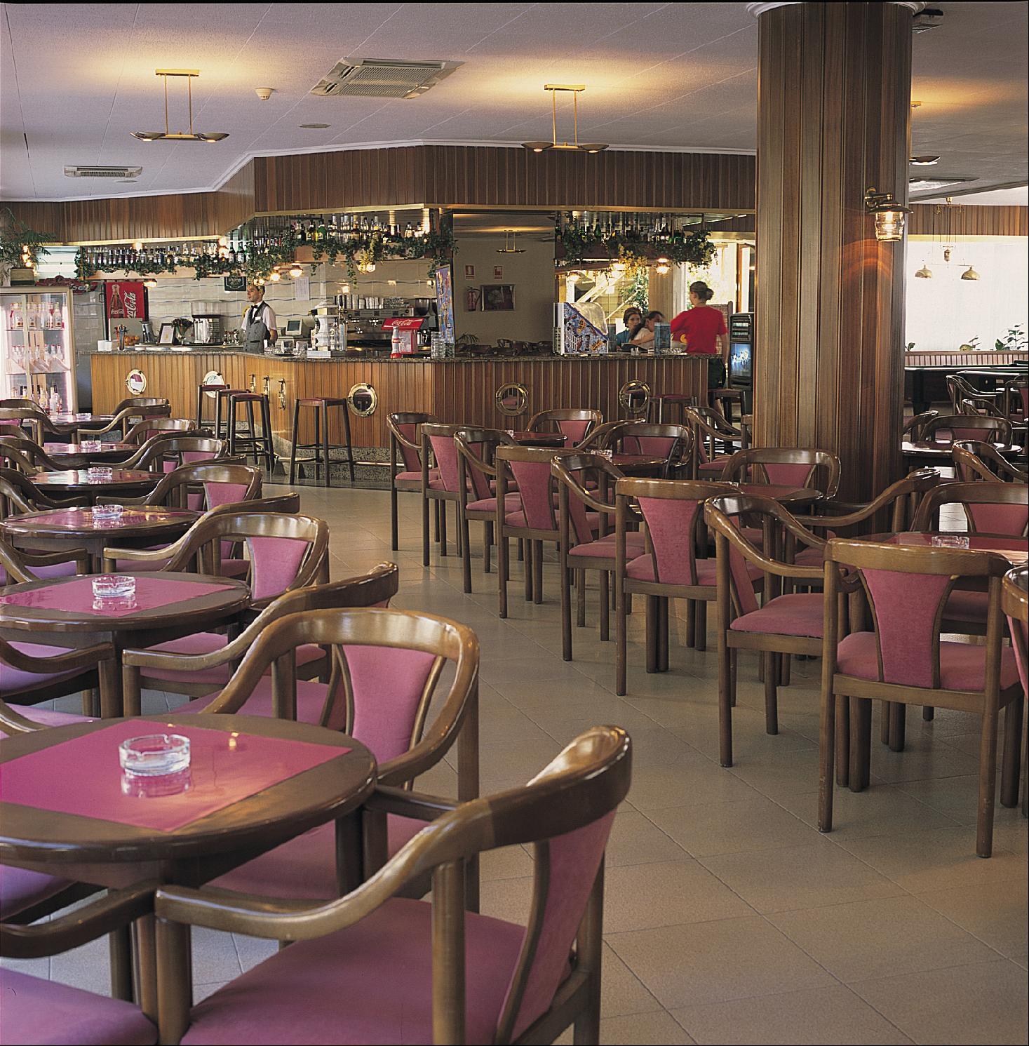 Hotel Marinada Salou Bagian luar foto