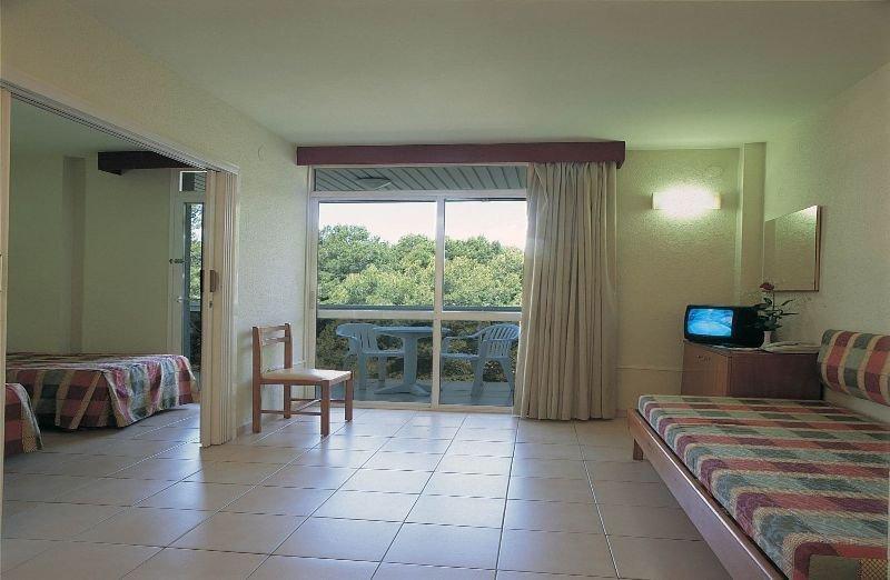 Hotel Marinada Salou Bagian luar foto
