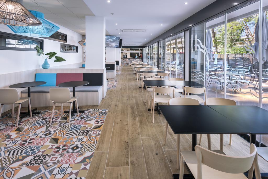 Hotel Marinada Salou Bagian luar foto
